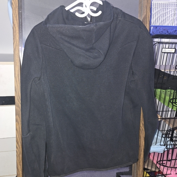 Black nike tech hoodie - Picture 2 of 3